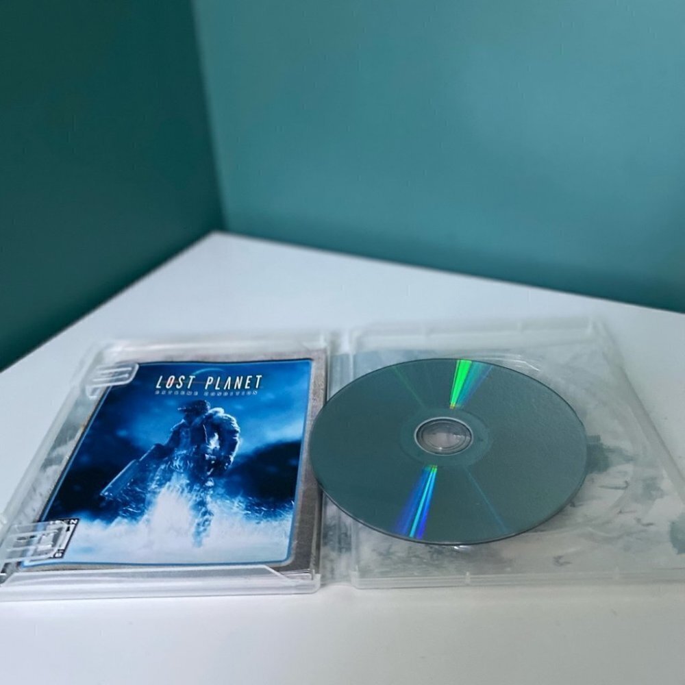 LOST Planet: Extreme Condition ( Sony Playstation 3 ) PS3 Game with Manual Case - Picture 2 of 5